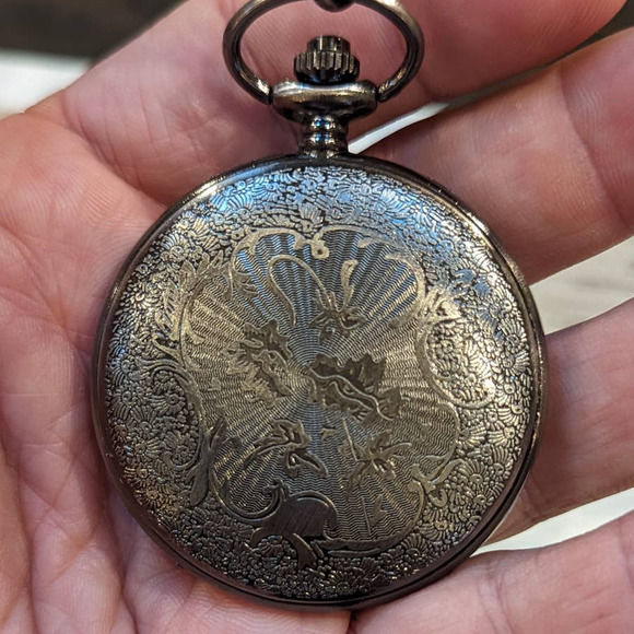 Batman Pocket Watch - Dark Knight - Vintage Silver Finish Necklace Chain Gift - Picture 4 of 5